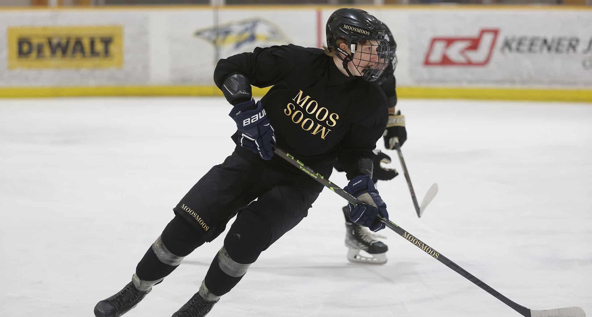 Roberts Naudins 
Eishockey